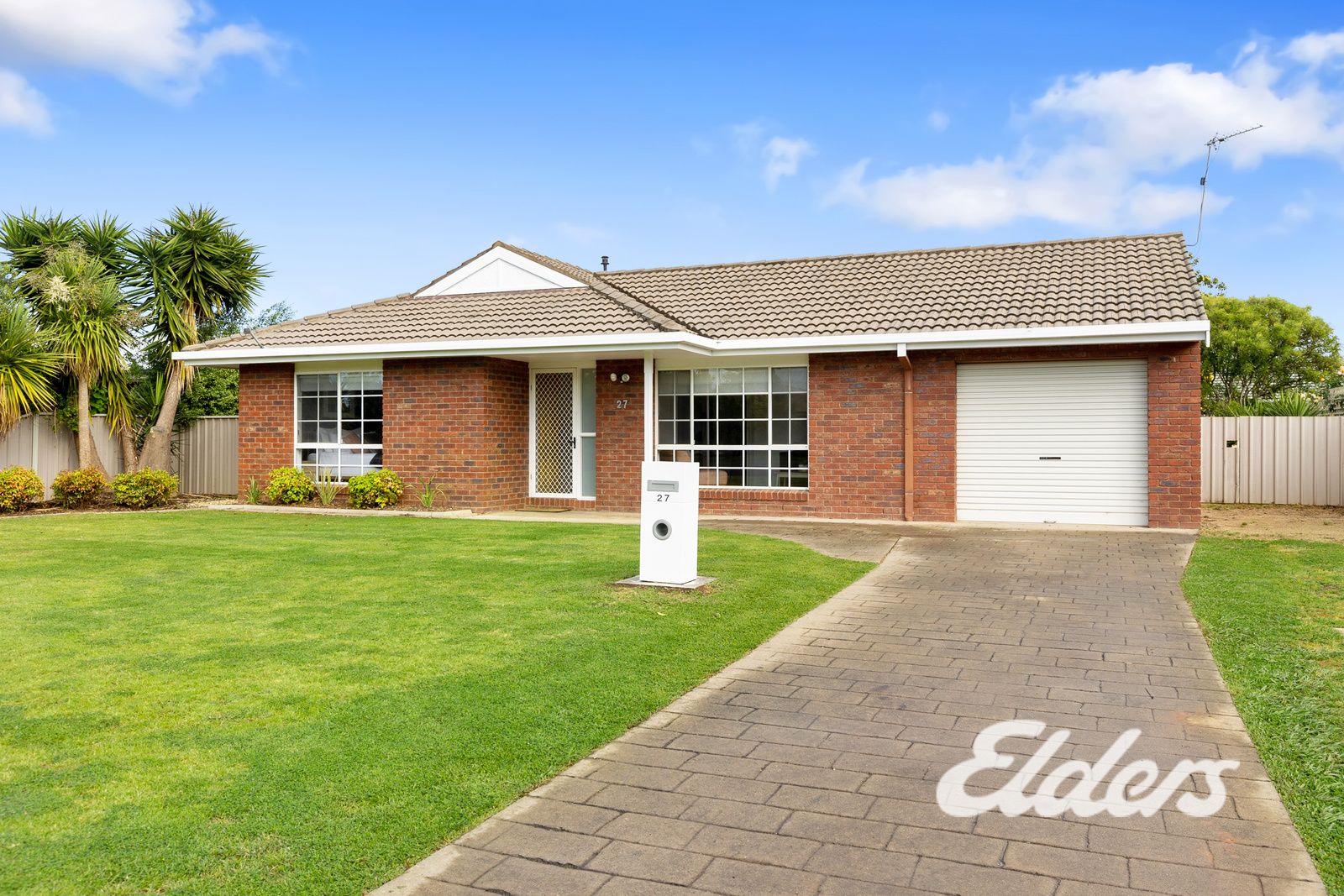 27 Sturt Street, Mulwala NSW 2647, Image 0