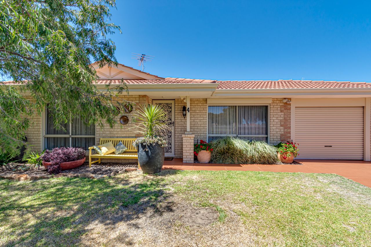 4 Little Green Gardens, Quinns Rocks WA 6030, Image 0