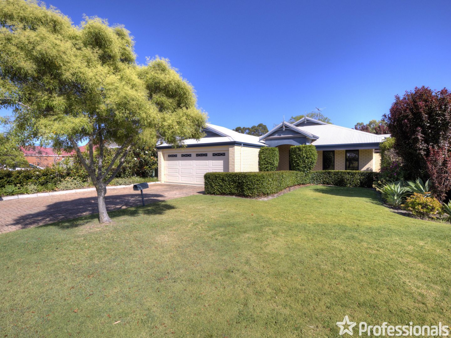 43 Foxton Boulevard, High WA 6057 House For Rent 730 Domain