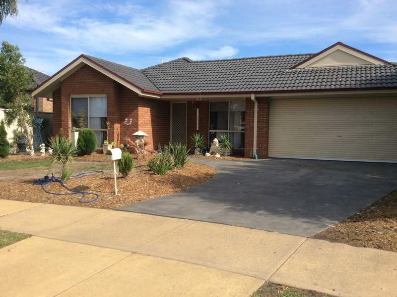 22 Ashwood Grove, Pakenham VIC 3810, Image 0