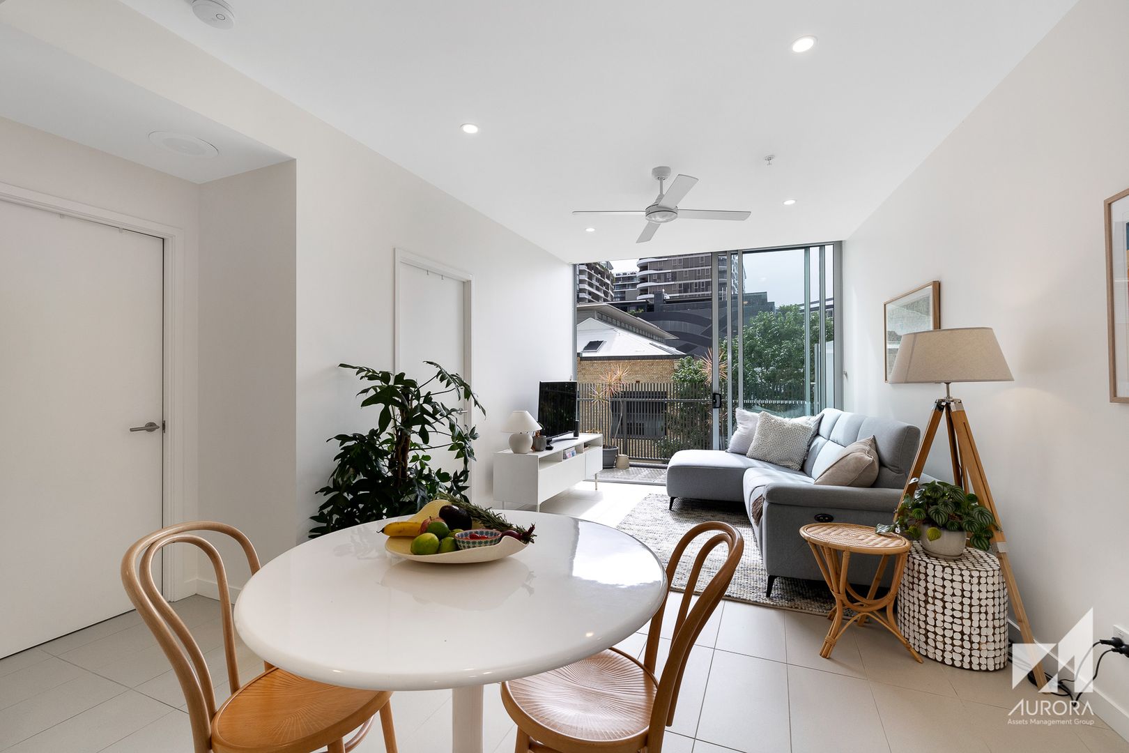 10404/88 Doggett Street, Newstead QLD 4006, Image 2