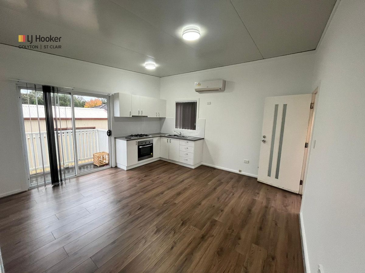 3 bedrooms Apartment / Unit / Flat in 25A Woodland Road ST HELENS PARK NSW, 2560