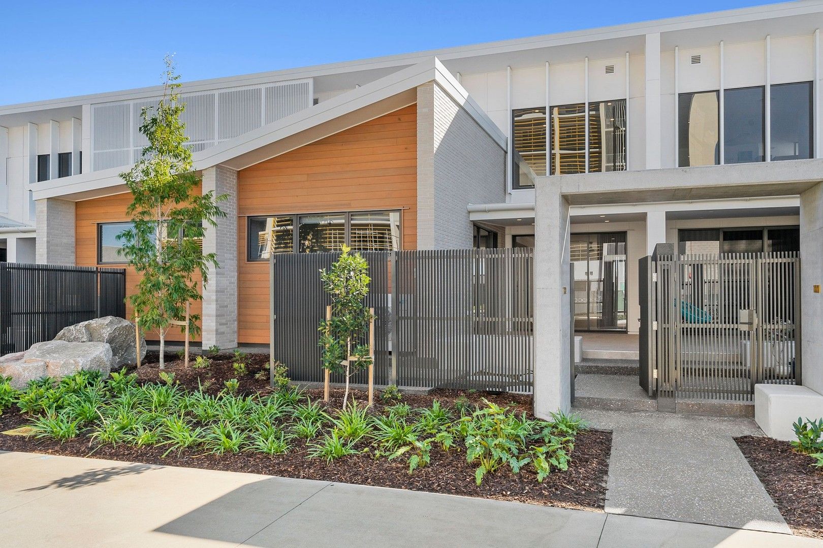 3 bedrooms Townhouse in 1002/18 Spitfire Banks Drive PELICAN WATERS QLD, 4551