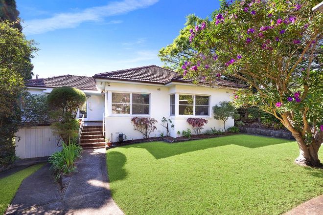 Picture of 11 Victoria Avenue, MIDDLE COVE NSW 2068