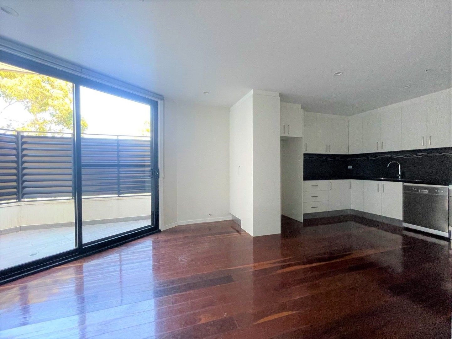 19/243 Flemington Road, North Melbourne VIC 3051 Apartment For Rent