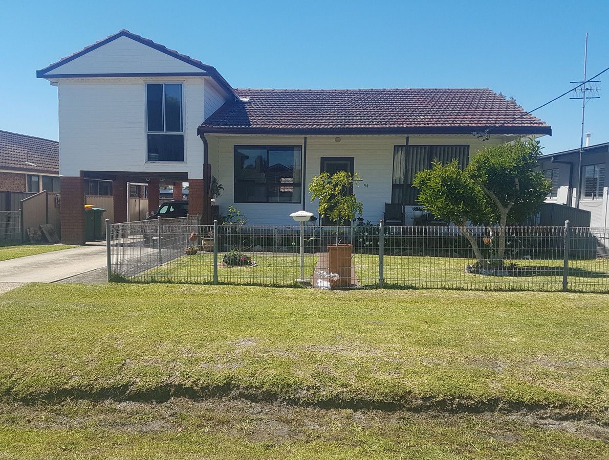 4 bedrooms House in 54 Koorinda Avenue LONG JETTY NSW, 2261
