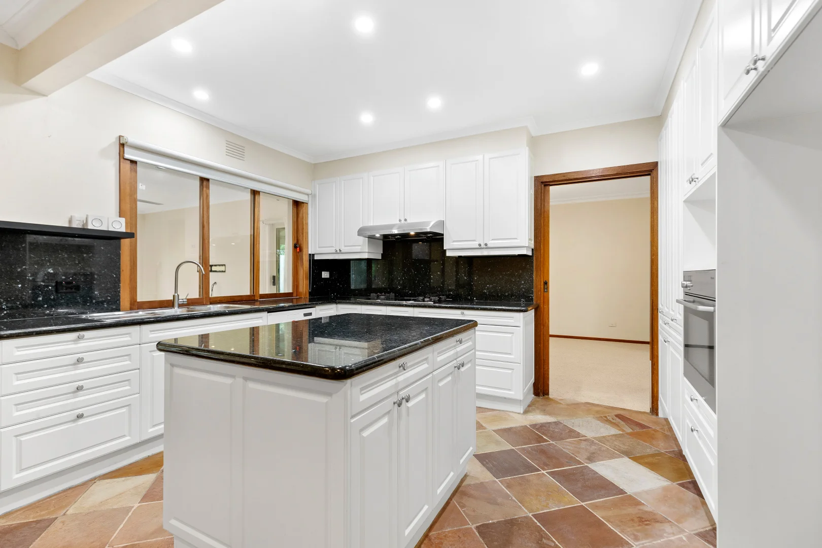 Additional image 6 of 25 Leawarra Crescent, Doncaster East VIC 3109