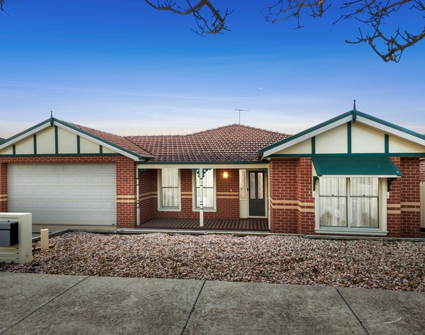 33 Pethajohn Parade, Grovedale VIC 3216