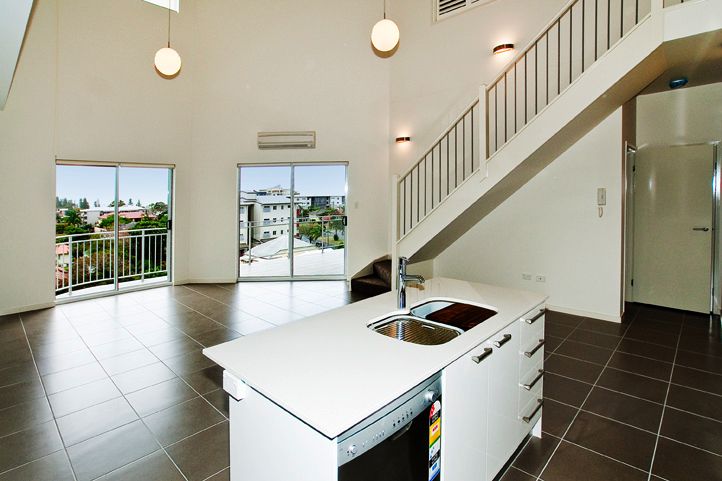 Unit 21/13 Louis St, Redcliffe QLD 4020, Image 2