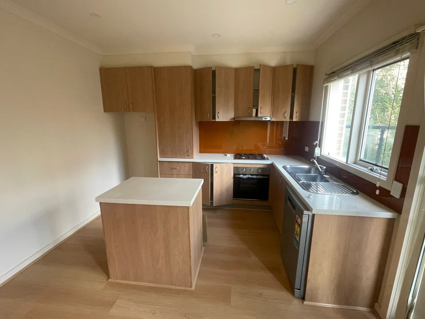 Additional image 4 of 3/1084 Whitehorse Road, Box Hill VIC 3128