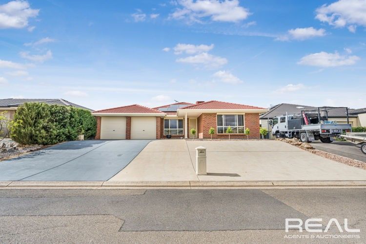 39A Applecross Drive, Blakeview SA 5114, Image 2