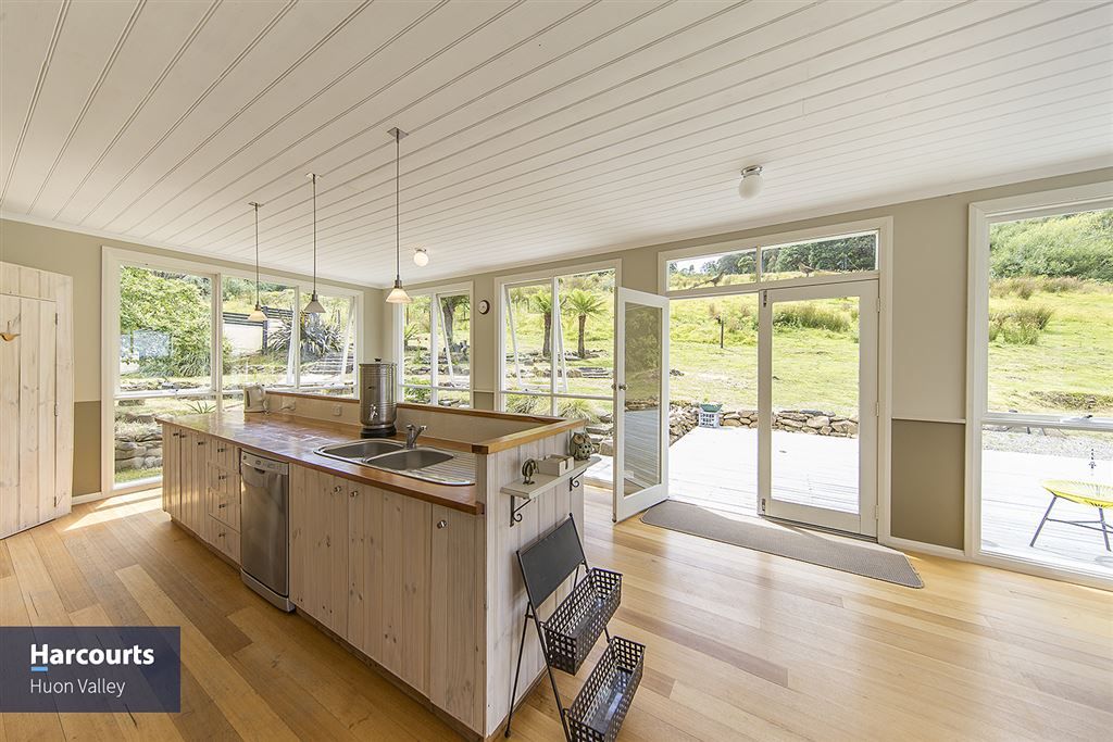 178 Castle Forbes Rd, Castle Forbes Bay TAS 7116, Image 2