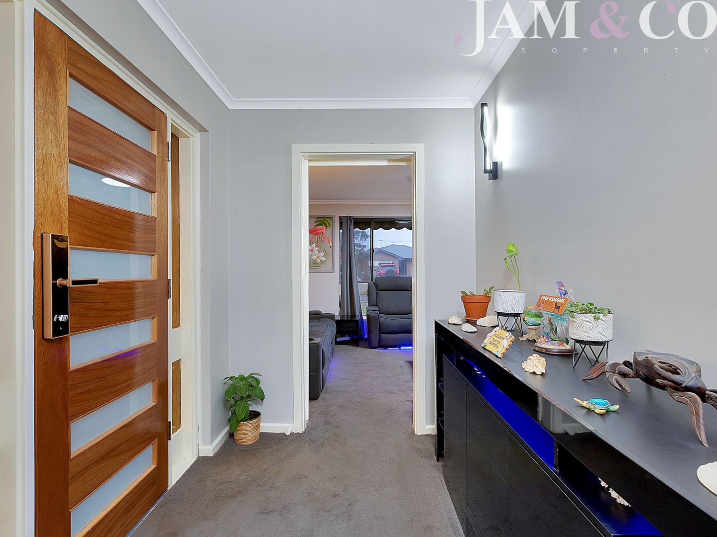 6 Riordan Street, Morphett Vale SA 5162, Image 2