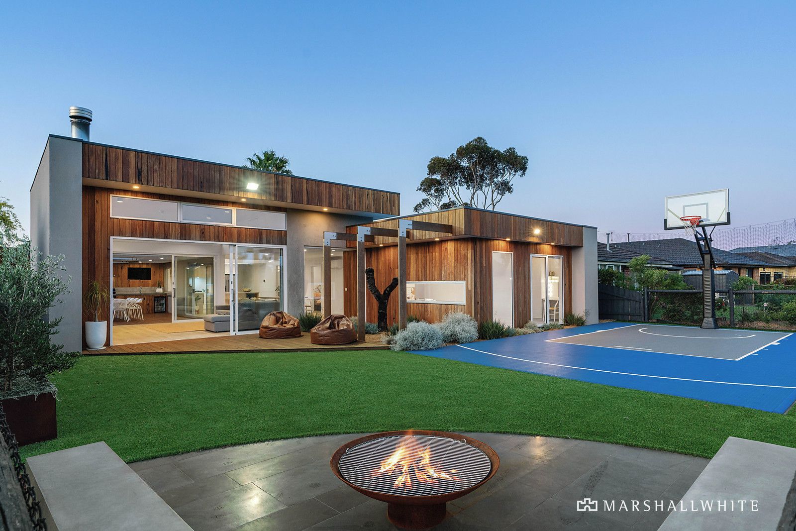 4 bedrooms House in 73 Country Club Drive SAFETY BEACH VIC, 3936