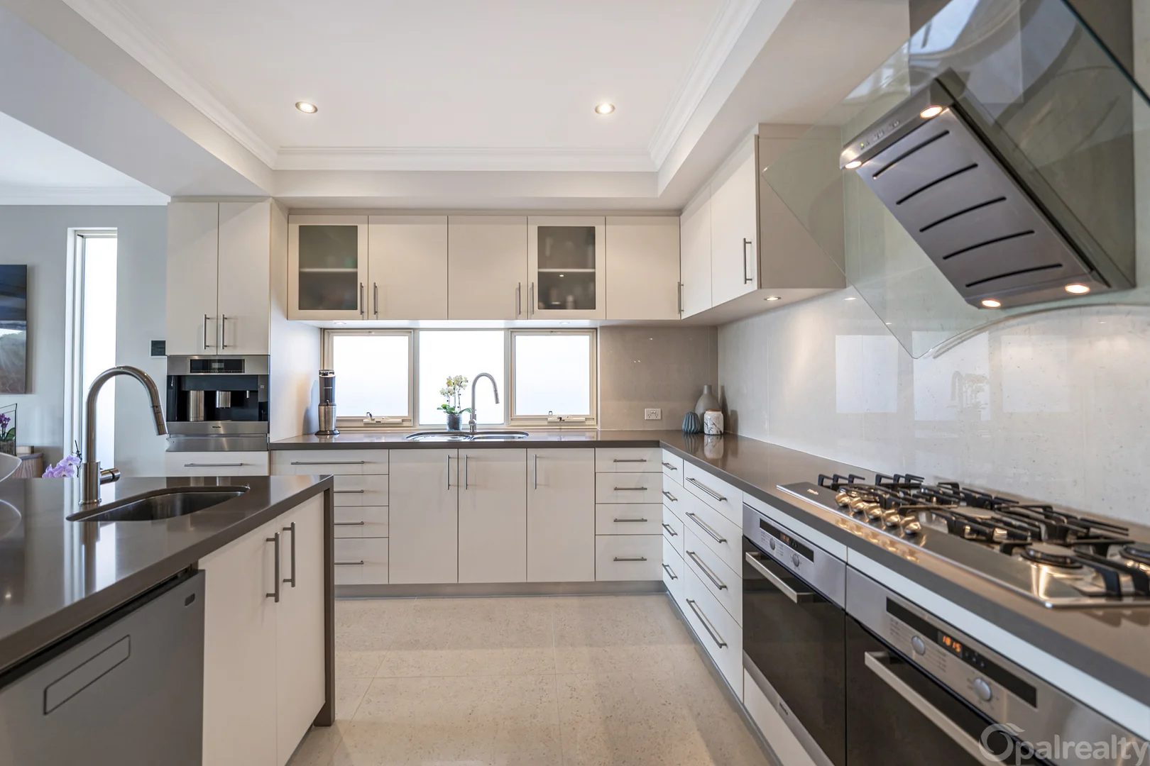 Additional image 11 of 14 Ocean Point Close, Port Kennedy WA 6172