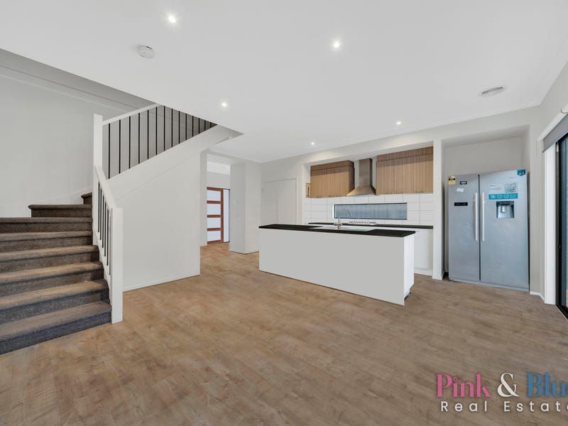 26 Bellview Drive, Rockbank VIC 3335, Image 1