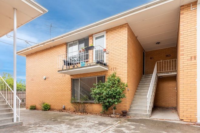 Picture of 2/2 Paddington Road, HUGHESDALE VIC 3166