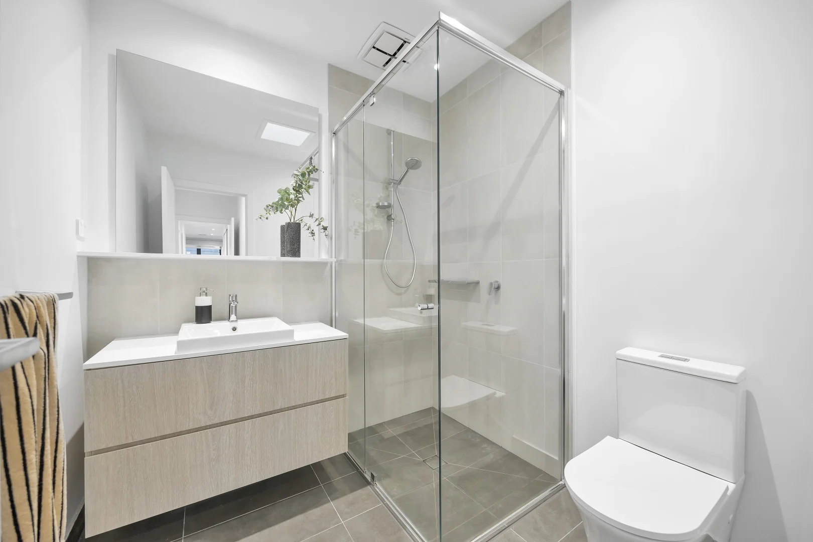 Additional image 4 of 31 Main Street, Aintree VIC 3336