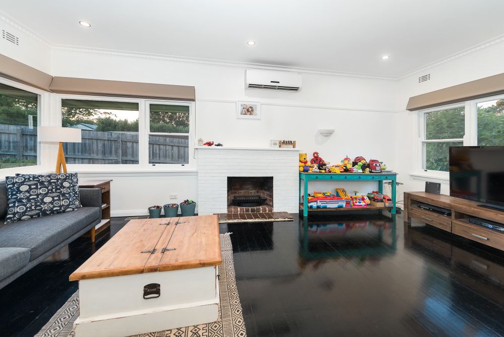 18 Stradbroke Road, Montrose VIC 3765, Image 1