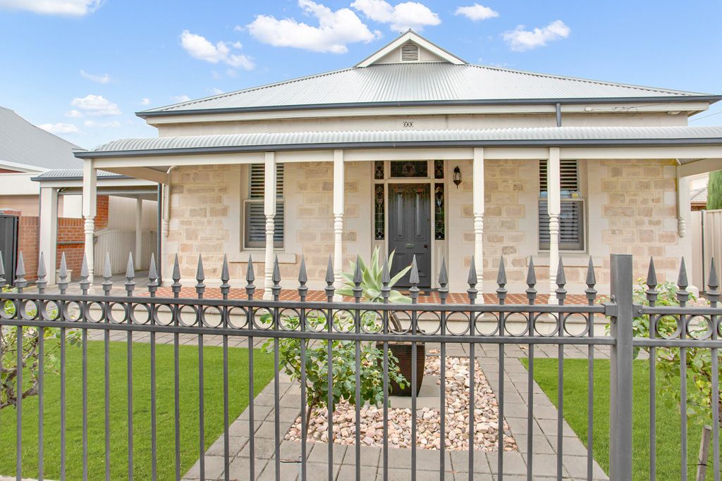 4 bedrooms House in 28 Amherst Avenue TRINITY GARDENS SA, 5068