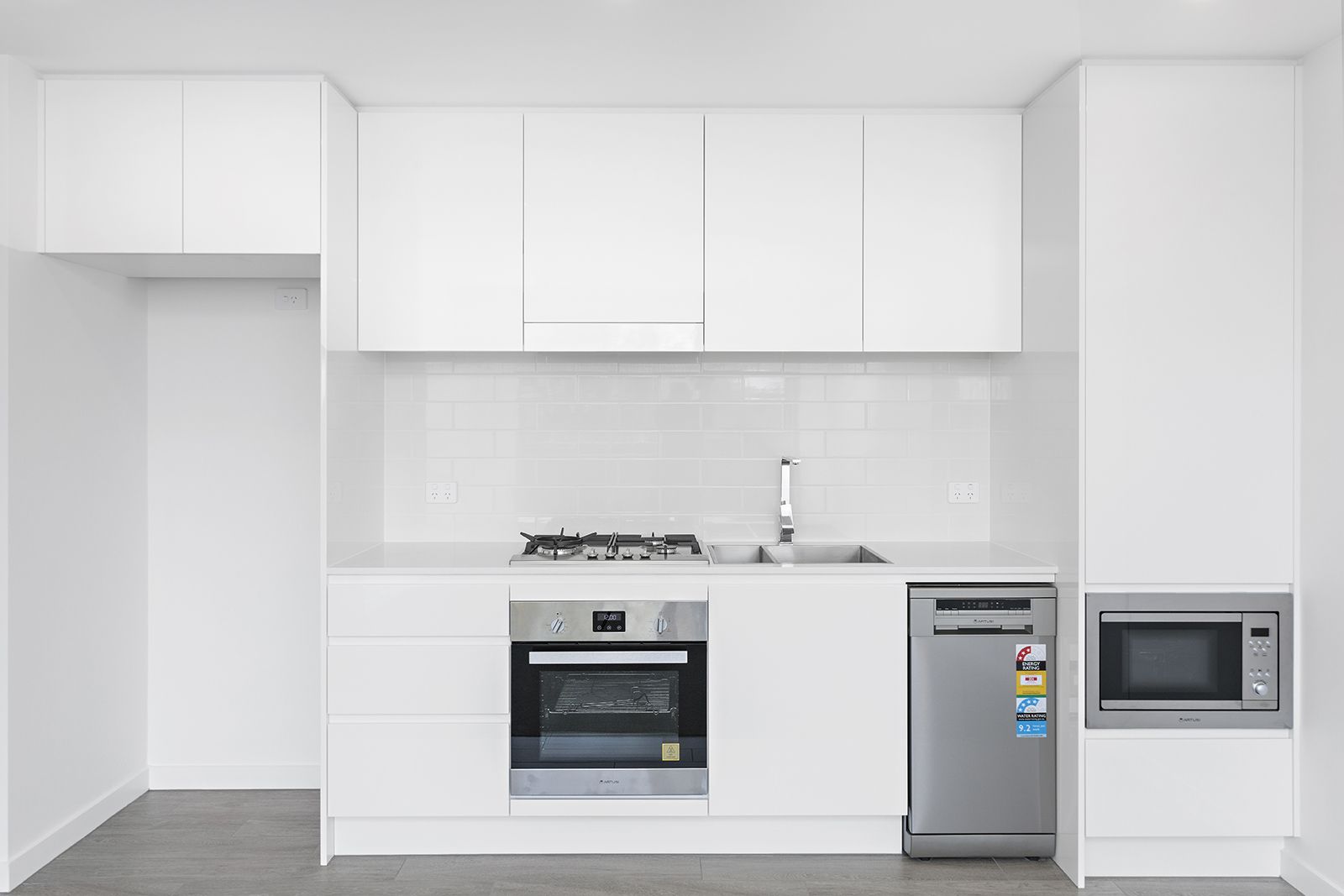 1 bedrooms Apartment / Unit / Flat in 109/1 Evelyn Court SHELLHARBOUR CITY CENTRE NSW, 2529