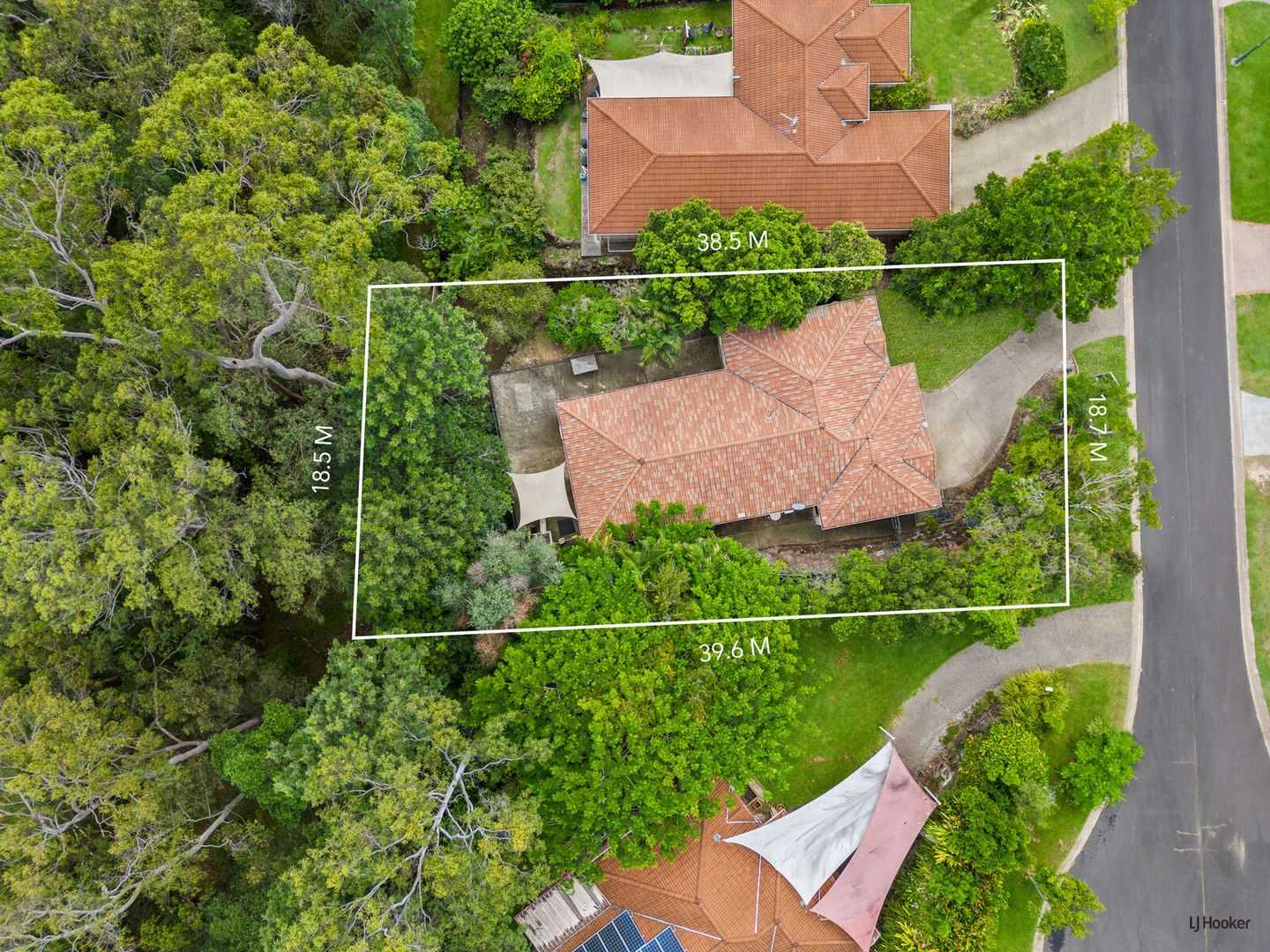 21 Laurina Court, Elanora QLD 4221, Image 2