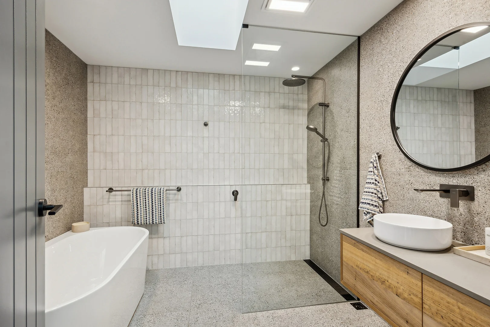 Additional image 4 of 11 Colleen Street, Berkeley Vale NSW 2261