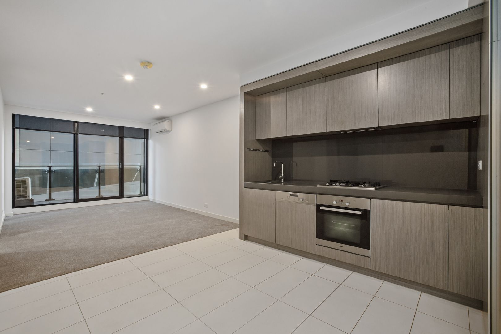 1006/50 Albert Road, South Melbourne VIC 3205, Image 1