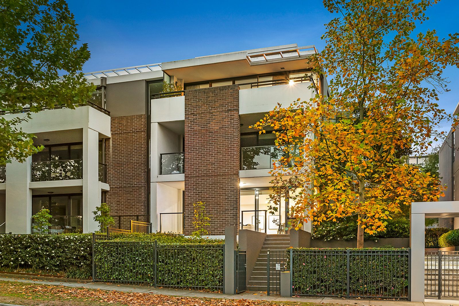 1/53 Chaucer Crescent, Canterbury VIC 3126, Image 1