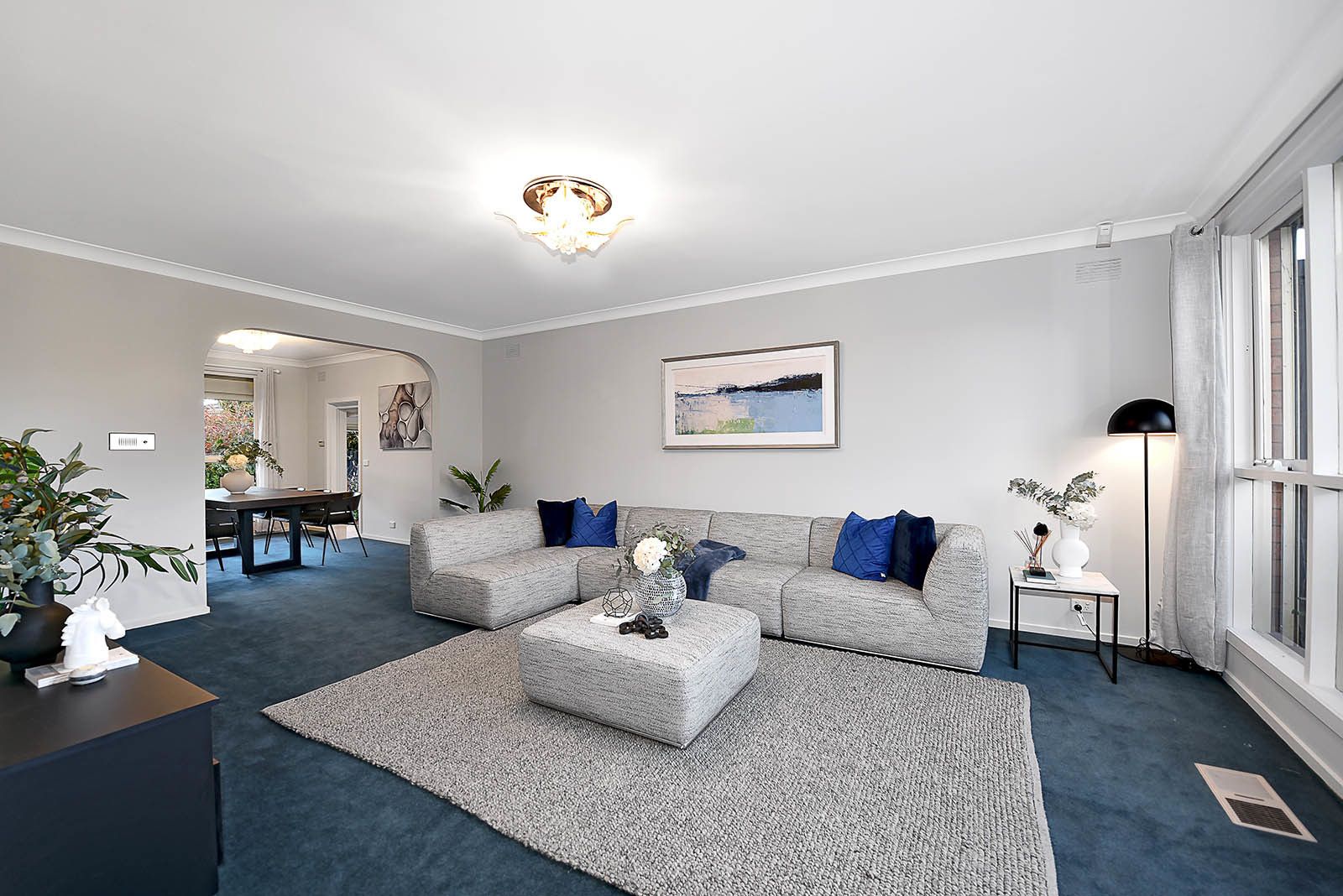 6 Italle Court, Wheelers Hill VIC 3150, Image 2