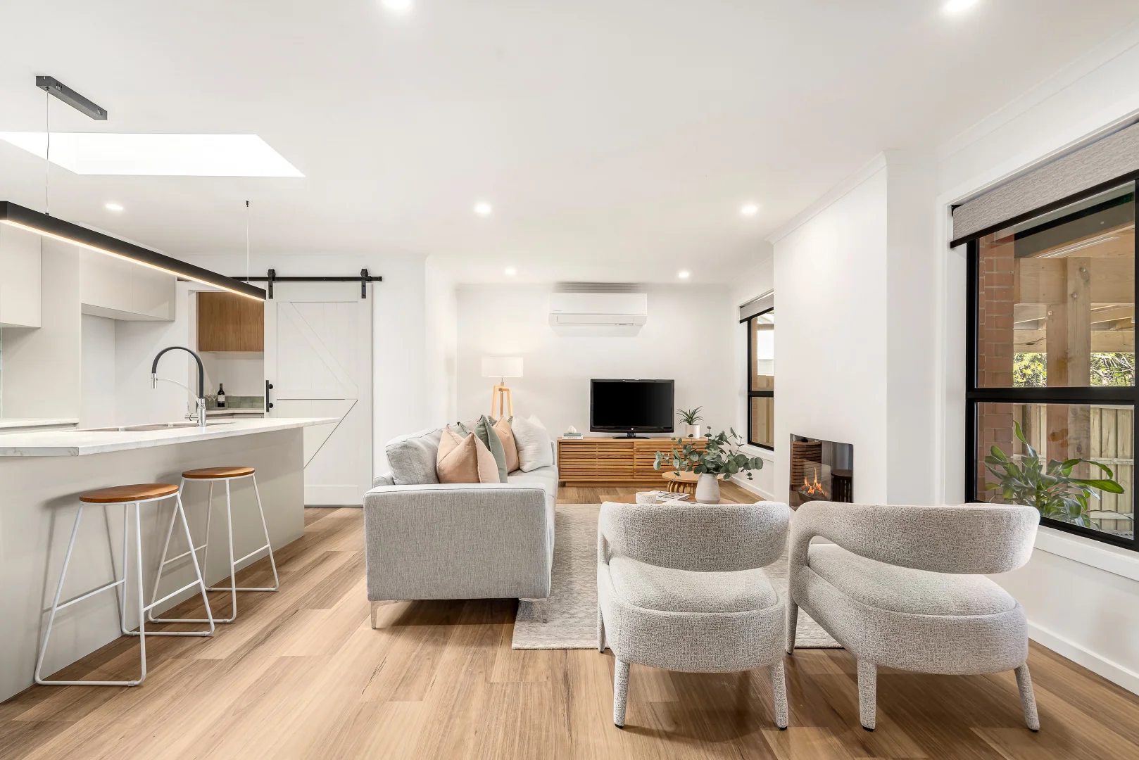 Additional image 2 of 4 Sophie Street, Kilsyth VIC 3137