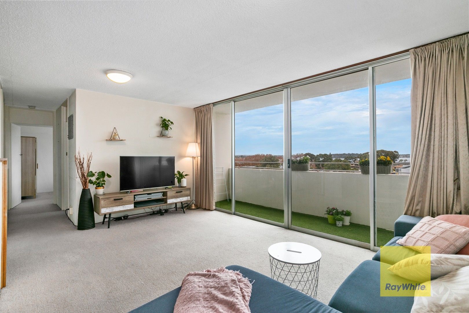 2 bedrooms Apartment / Unit / Flat in 81/375 Stirling Highway CLAREMONT WA, 6010