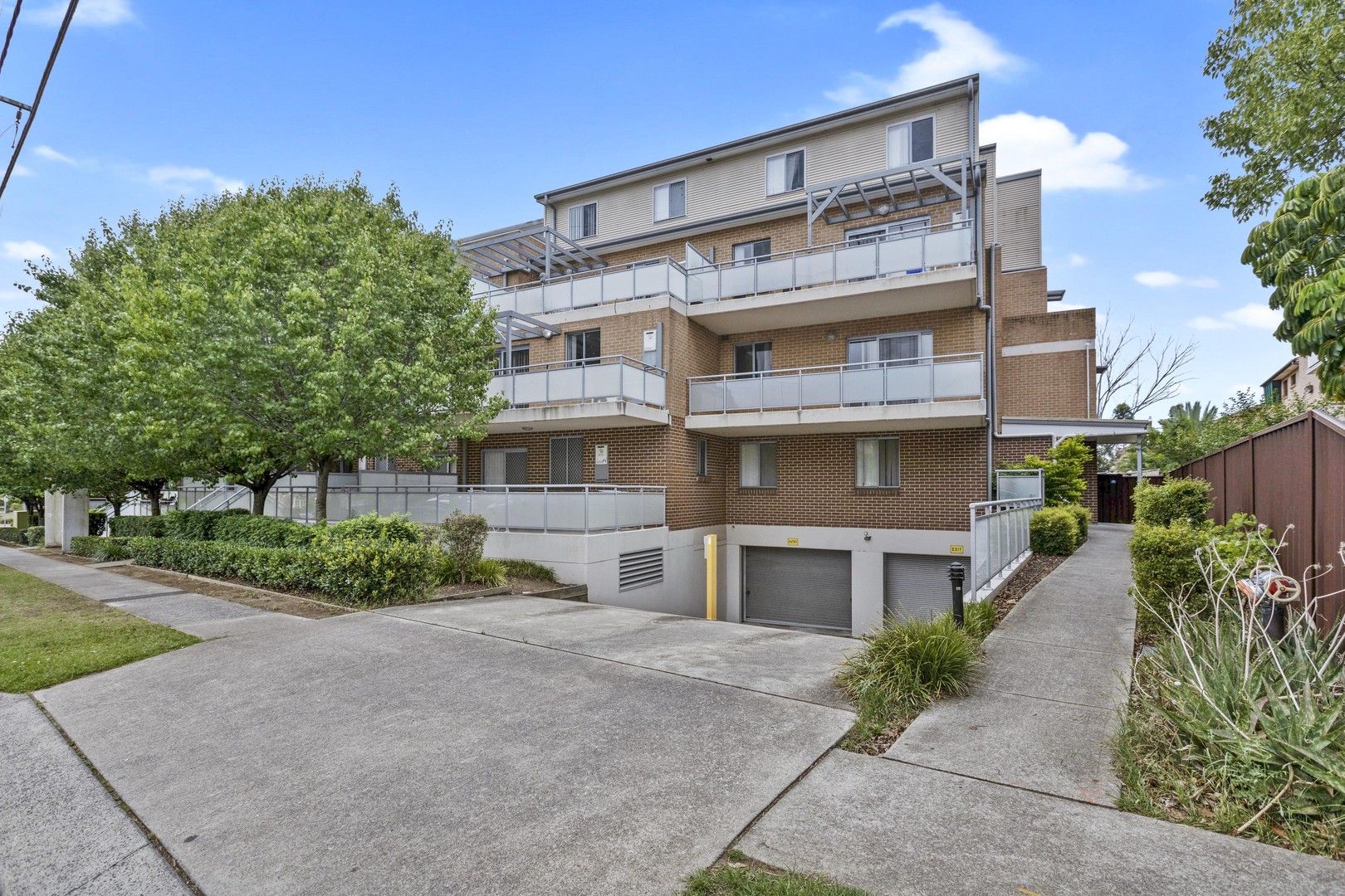 2 bedrooms Apartment / Unit / Flat in 4/26-32 Princess Mary Street ST MARYS NSW, 2760