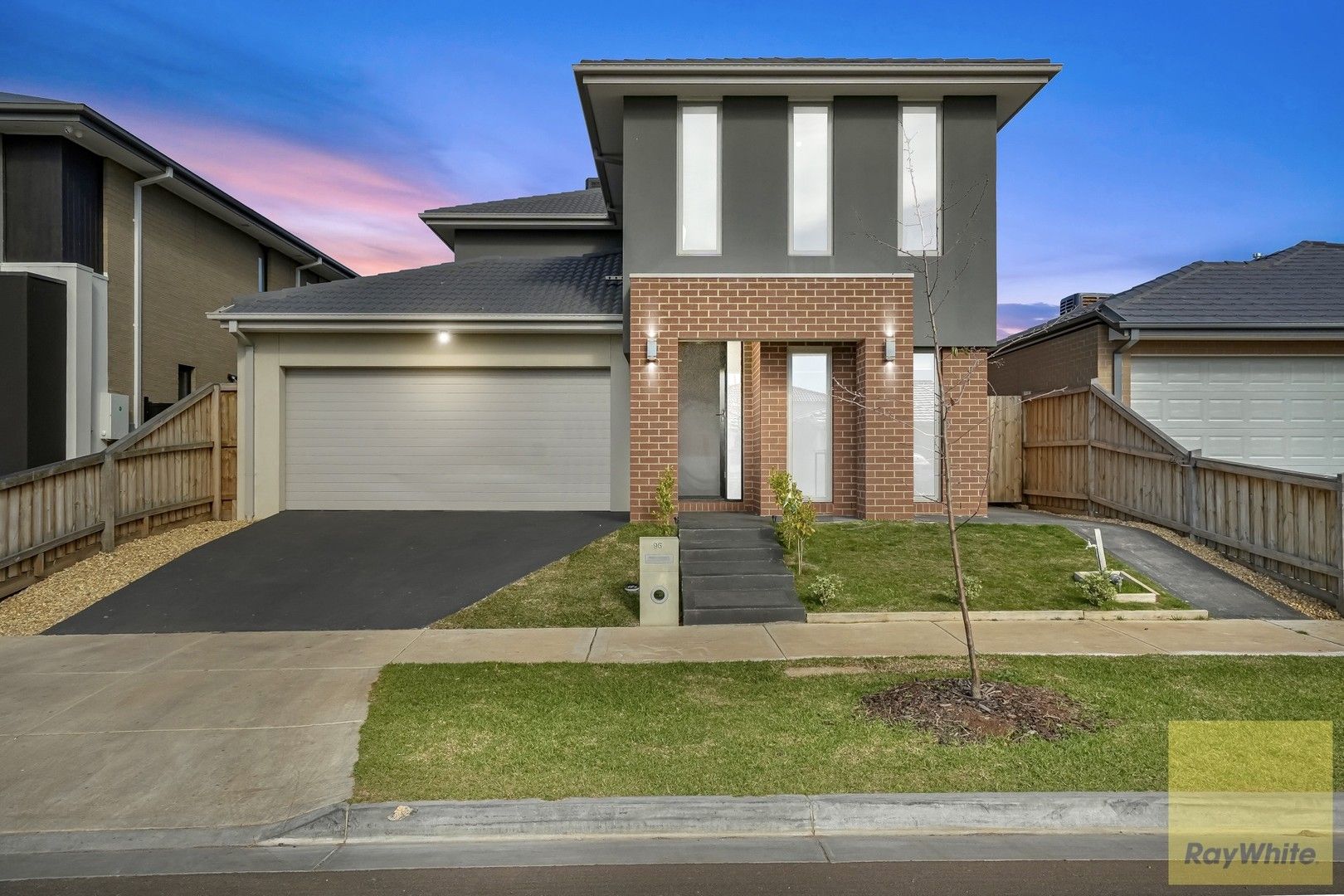 5 bedrooms House in 96 Restful Way ROCKBANK VIC, 3335