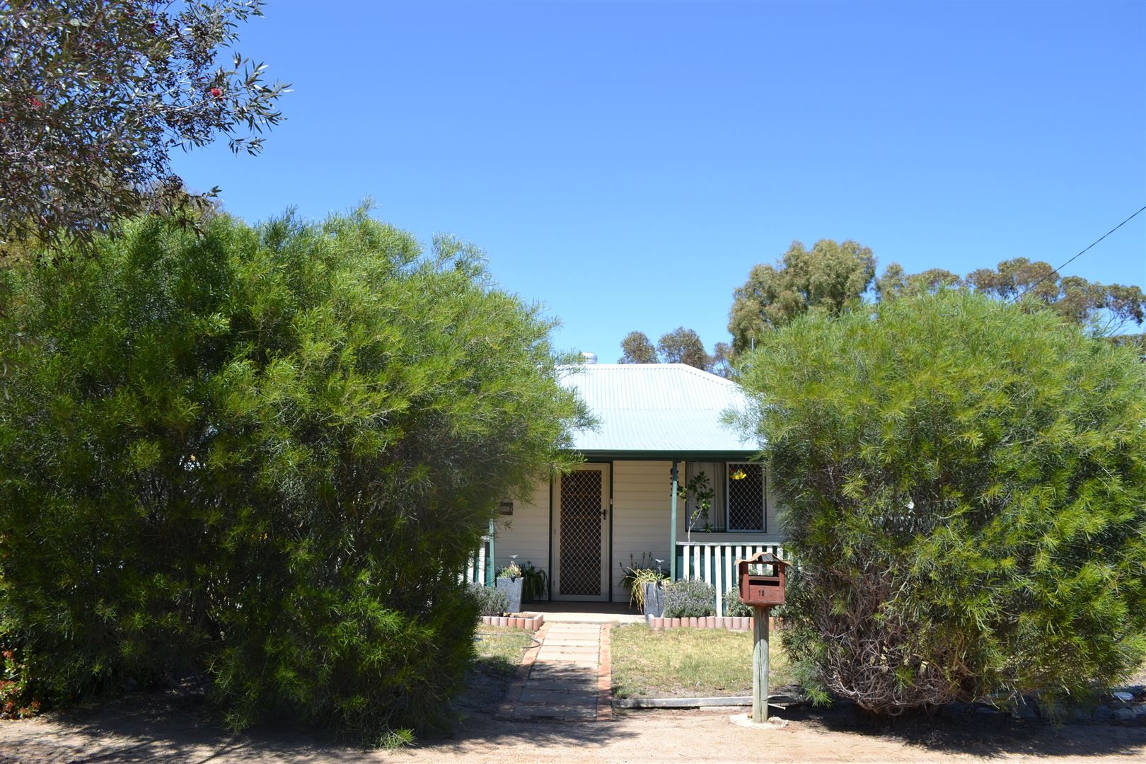 10 First Street, Cunderdin WA 6407, Image 0