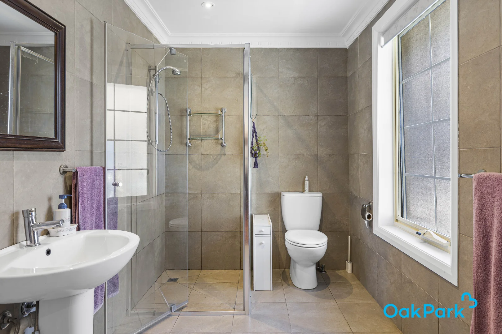 Additional image 21 of 10 Valley Crescent, Glenroy VIC 3046