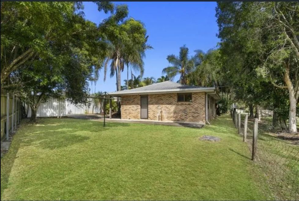 3 bedrooms House in 18 Oakview Court KALLANGUR QLD, 4503