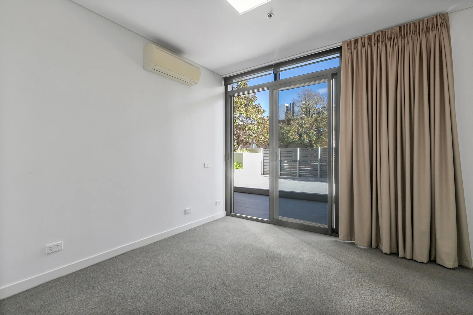 Additional image 4 of 2/35 Chandler Street, Belconnen ACT 2617