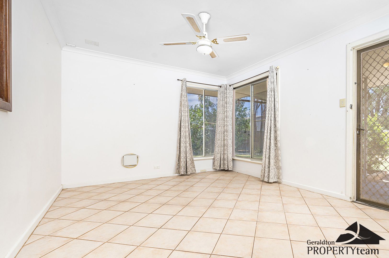 4 Phillip Place, Utakarra WA 6530, Image 2