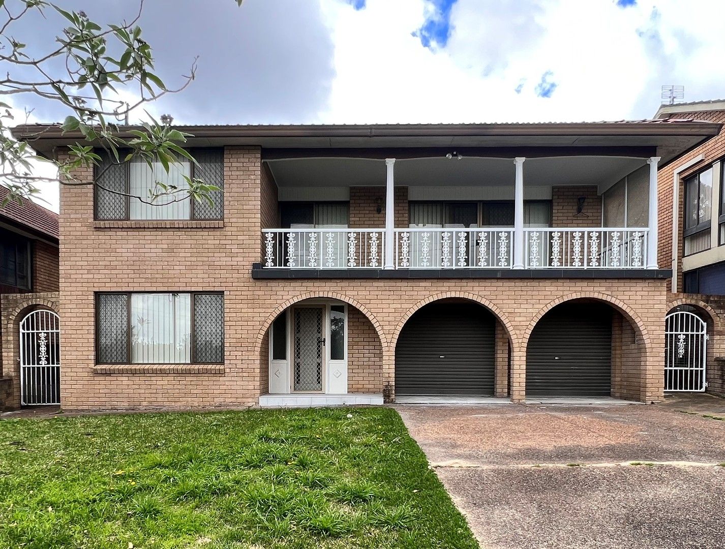 4 bedrooms House in 18 Beauford Ave MARYLAND NSW, 2287