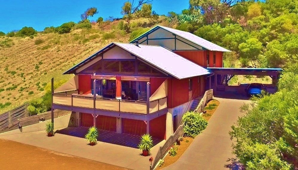 4 bedrooms House in 68 Stillwater Avenue DRUMMOND COVE WA, 6532