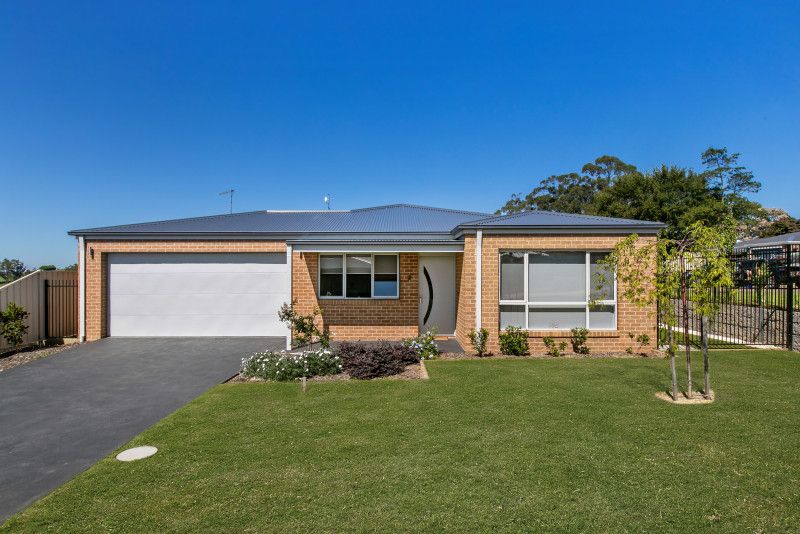 2 Moyes Court, Neerim South VIC 3831