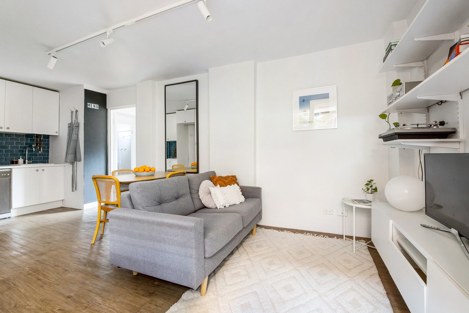 1 bedrooms Apartment / Unit / Flat in 2/13-15 Glen Street MARRICKVILLE NSW, 2204