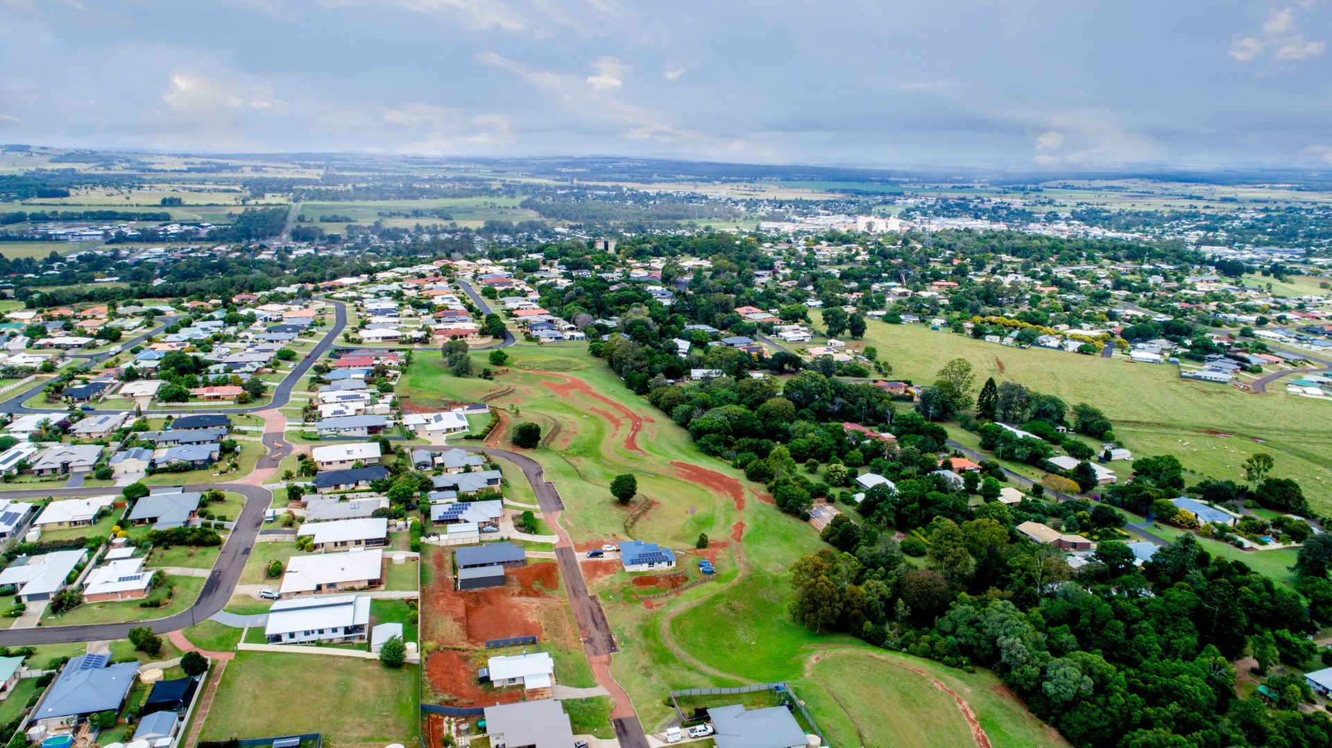 12 Bernard Crescent, Kingaroy QLD 4610, Image 2