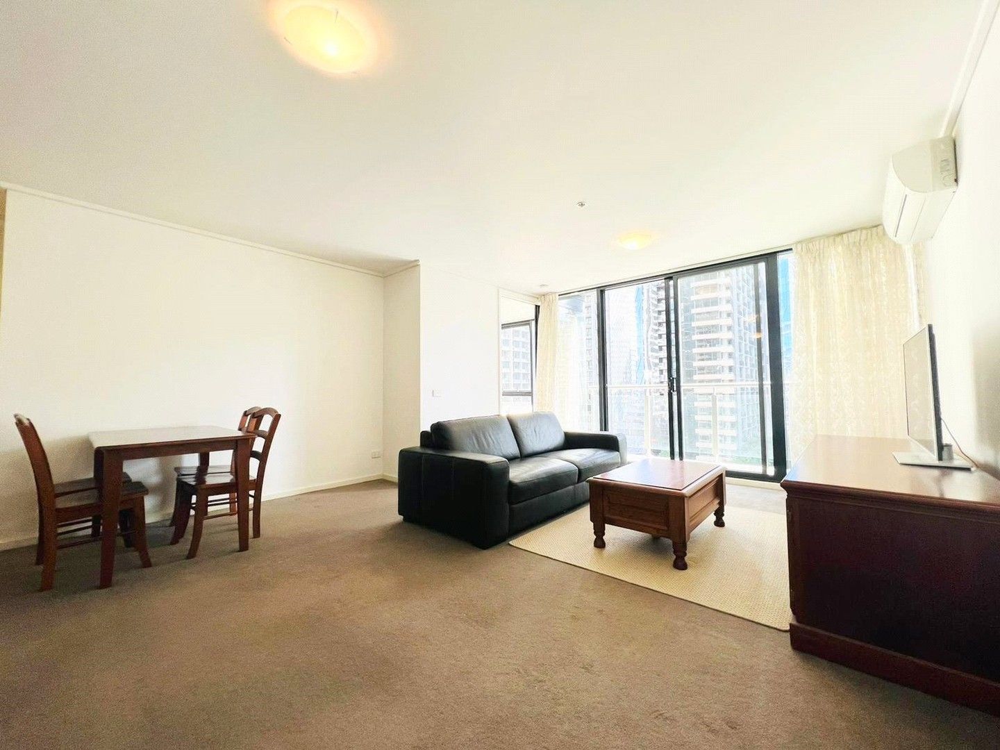 1308/668 Bourke Street, Melbourne VIC 3000 Apartment For Rent 800