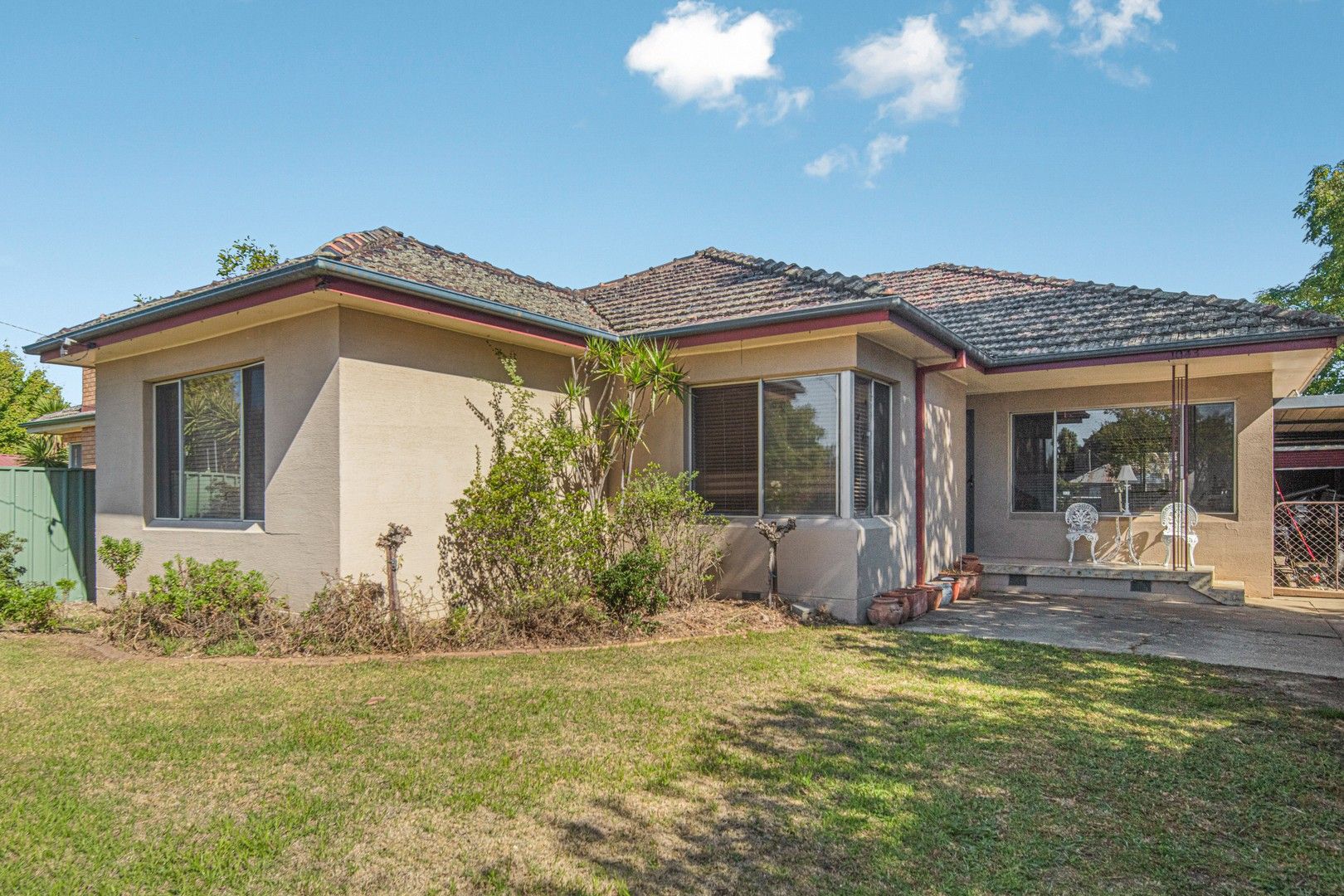 1043 Caratel Street, North Albury NSW 2640, Image 0