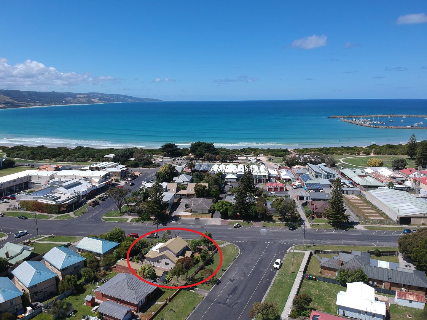 2 Montrose Avenue, Apollo Bay VIC 3233, Image 1