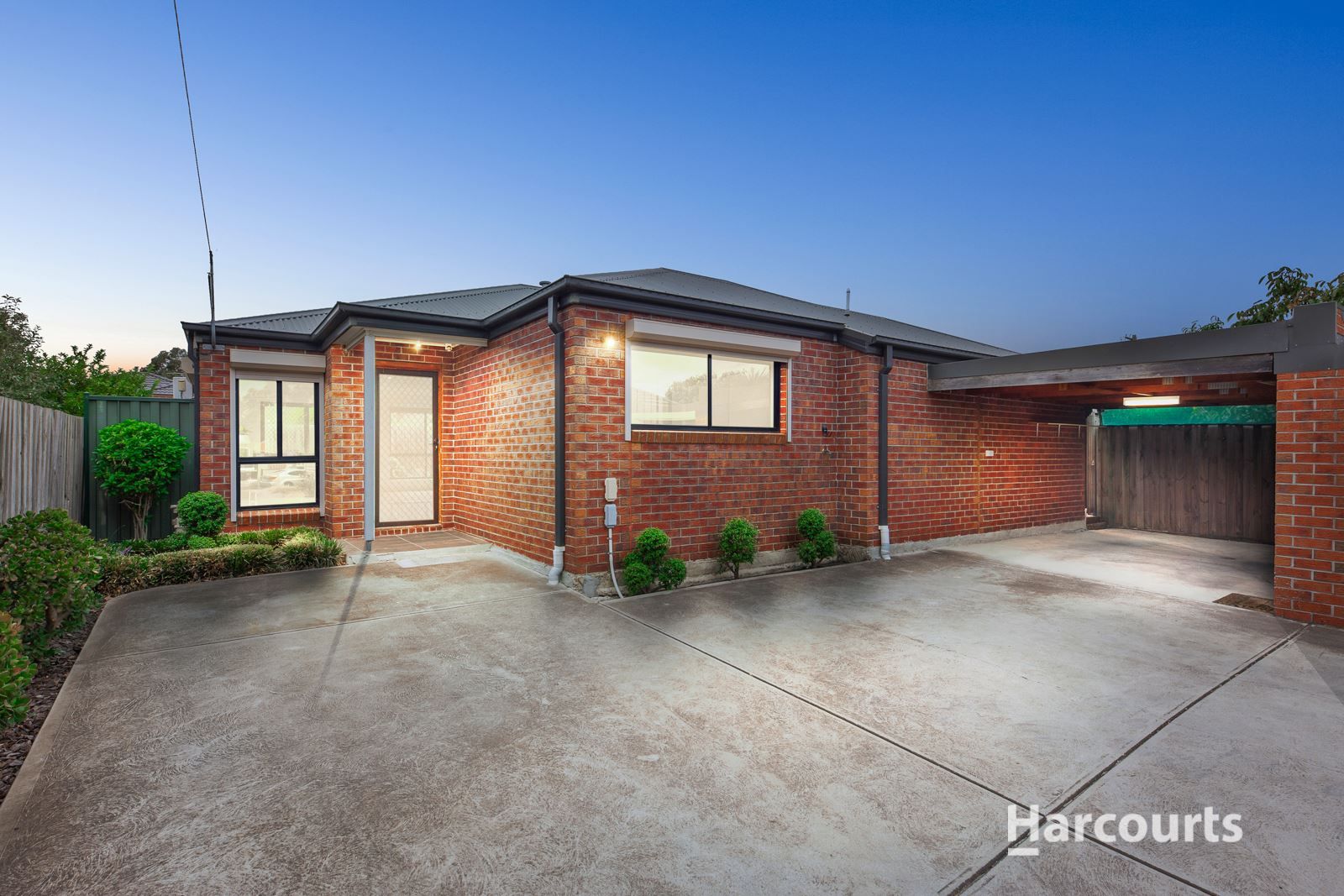 2/2 Peter Court, St Albans VIC 3021, Image 0