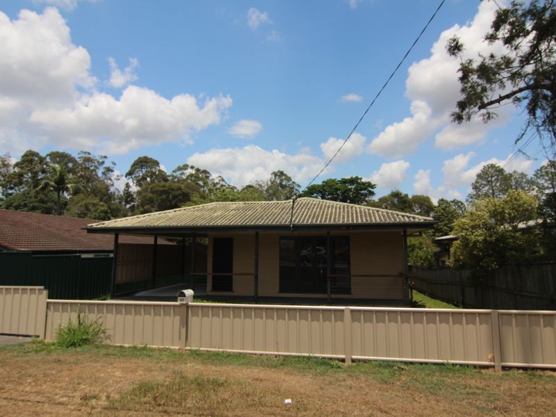 4 bedrooms House in 49 Keats Street SUNNYBANK QLD, 4109