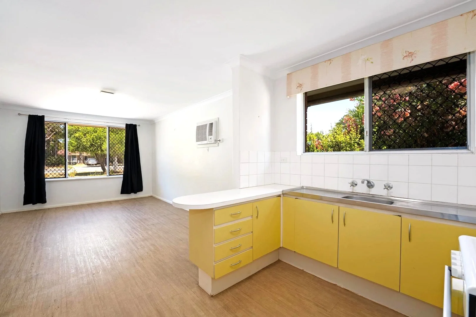 Additional image 2 of 13A Parkview Parade, Redcliffe WA 6104